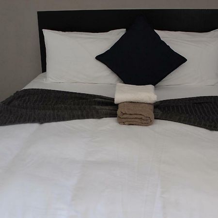 Davilla Guest House Mazenod 外观 照片