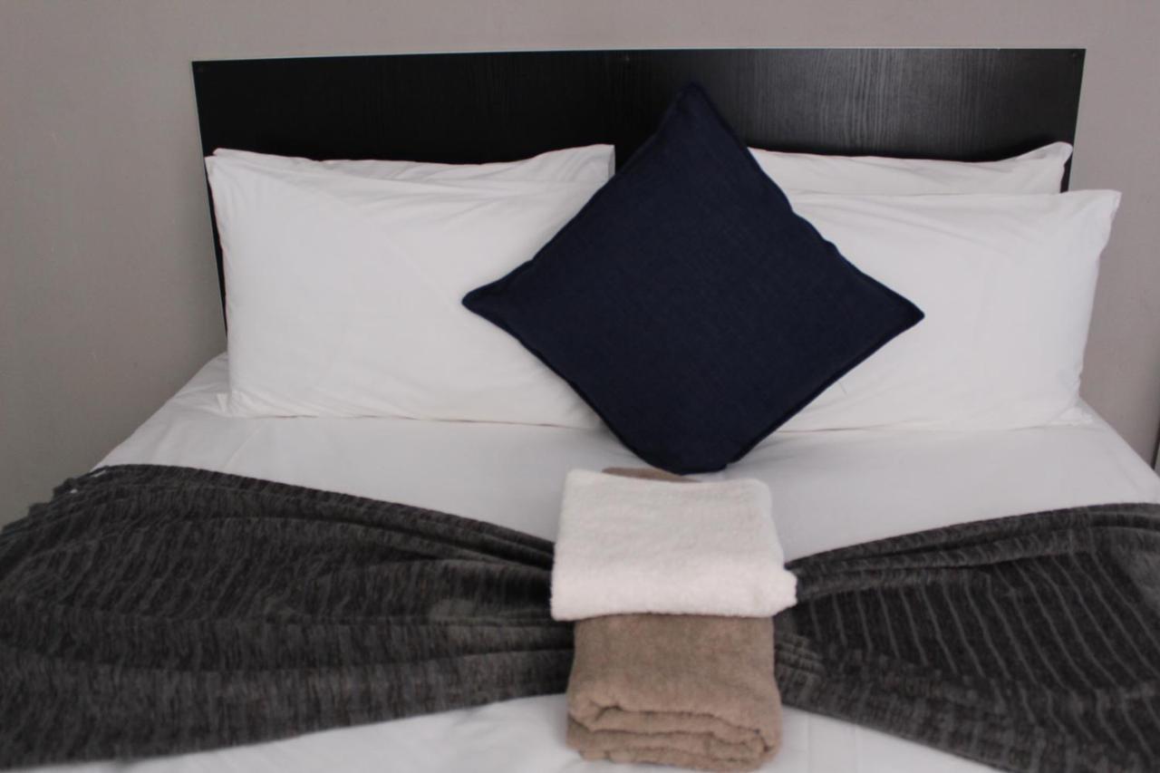 Davilla Guest House Mazenod 外观 照片