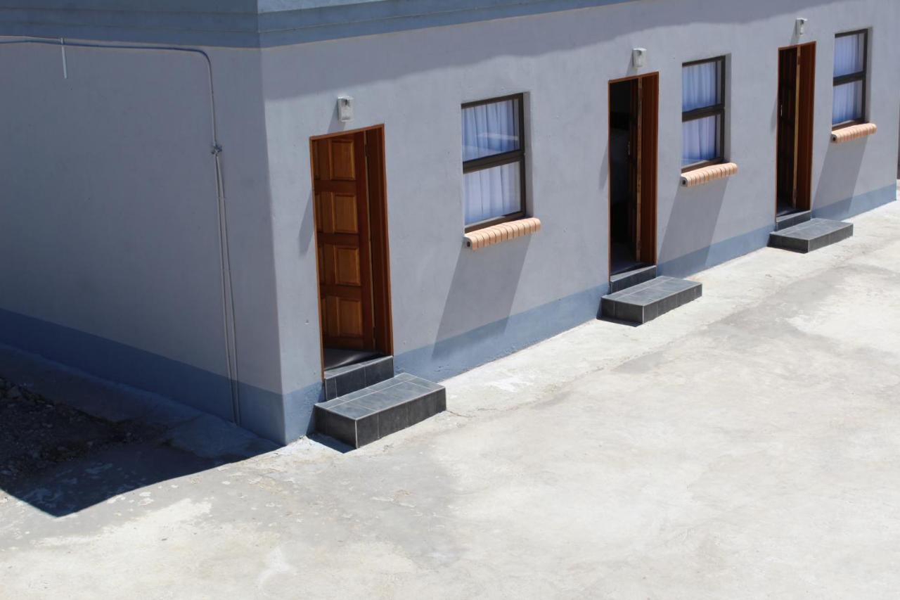Davilla Guest House Mazenod 外观 照片