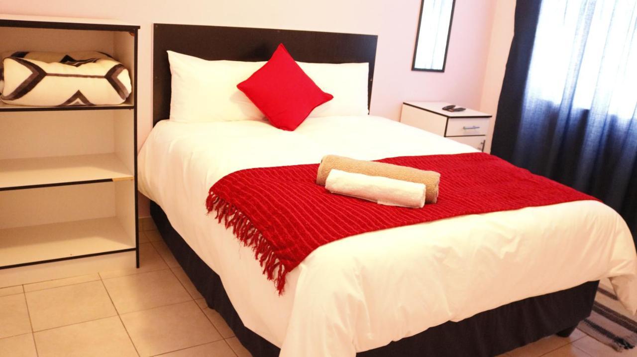 Davilla Guest House Mazenod 外观 照片